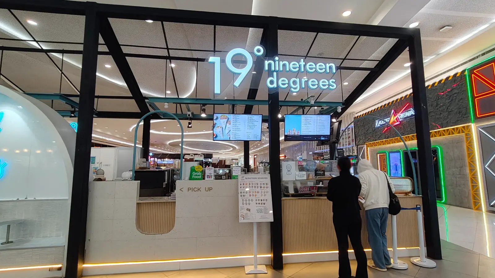 NINETEEN DEGREES in SM Mall of Asia